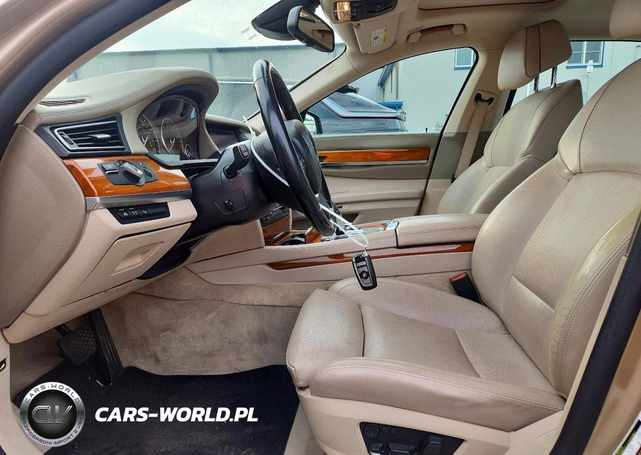 2012 BMW 750 Li VIN:WBAKB8C54CDX20484 - 7