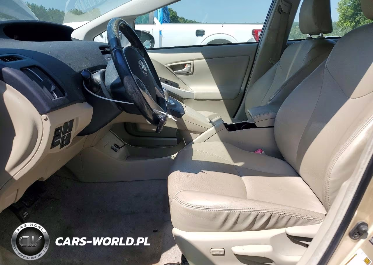 2011 Toyota Prius Four VIN:JTDKN3DU8B1400135 - 7
