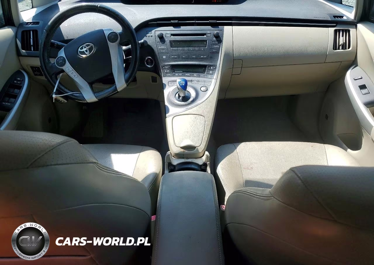 2011 Toyota Prius Four VIN:JTDKN3DU8B1400135 - 8