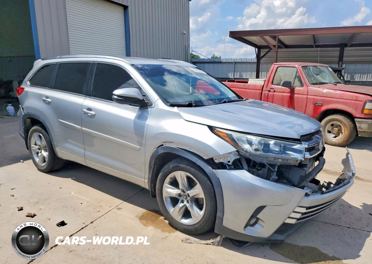 2018 Toyota Highlander Limited VIN:5TDYZRFH9JS239765 - 4