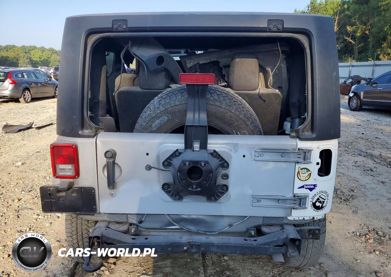 2017 Jeep Wrangler Sahara VIN:1C4AJWBG5HL542459 - 6