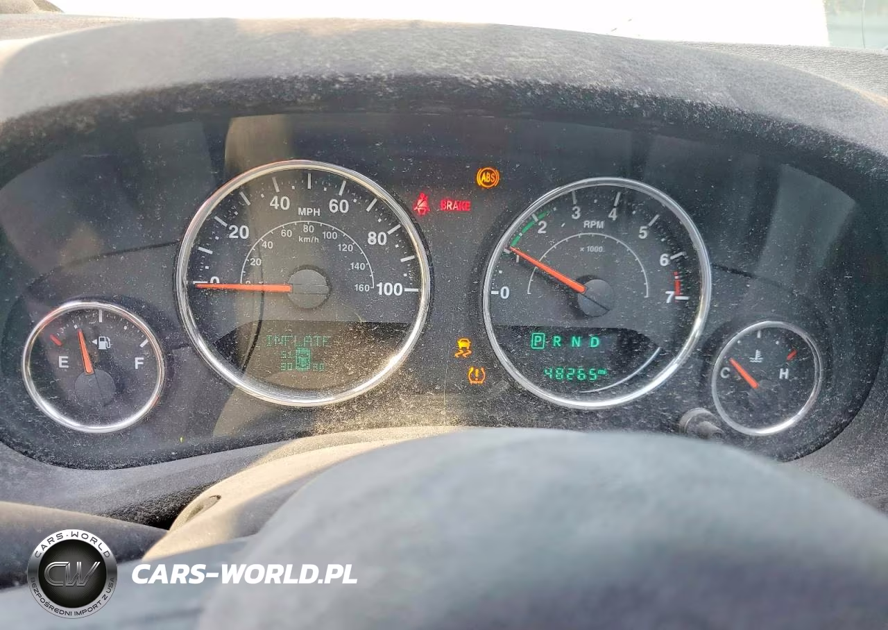 2017 Jeep Wrangler Sahara VIN:1C4AJWBG5HL542459 - 9