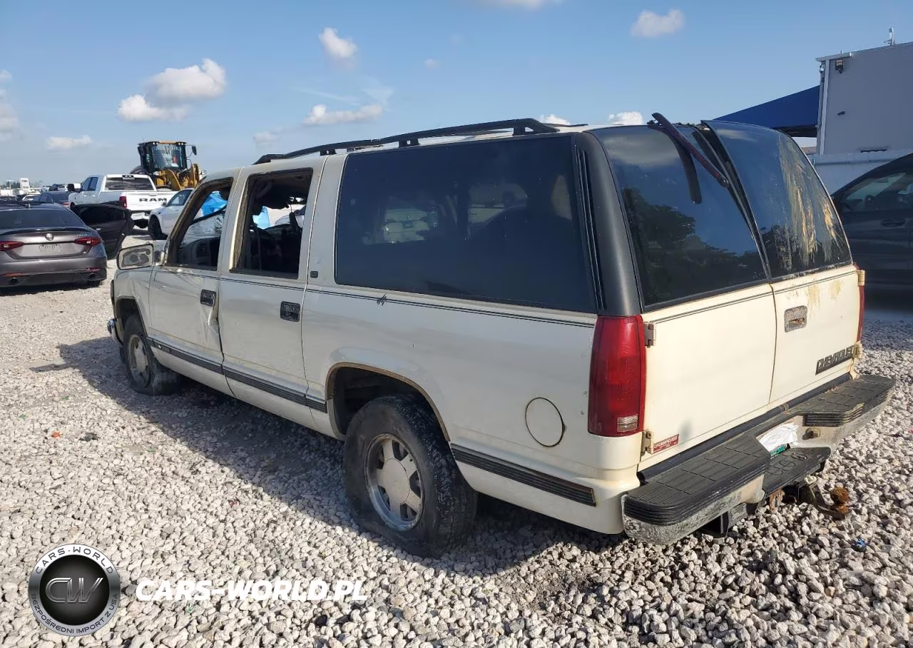 1997 Chevrolet Suburban C1500 VIN:1GNEC16R0VJ393502 - 2