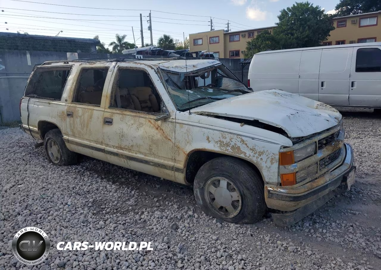 1997 Chevrolet Suburban C1500 VIN:1GNEC16R0VJ393502 - 4