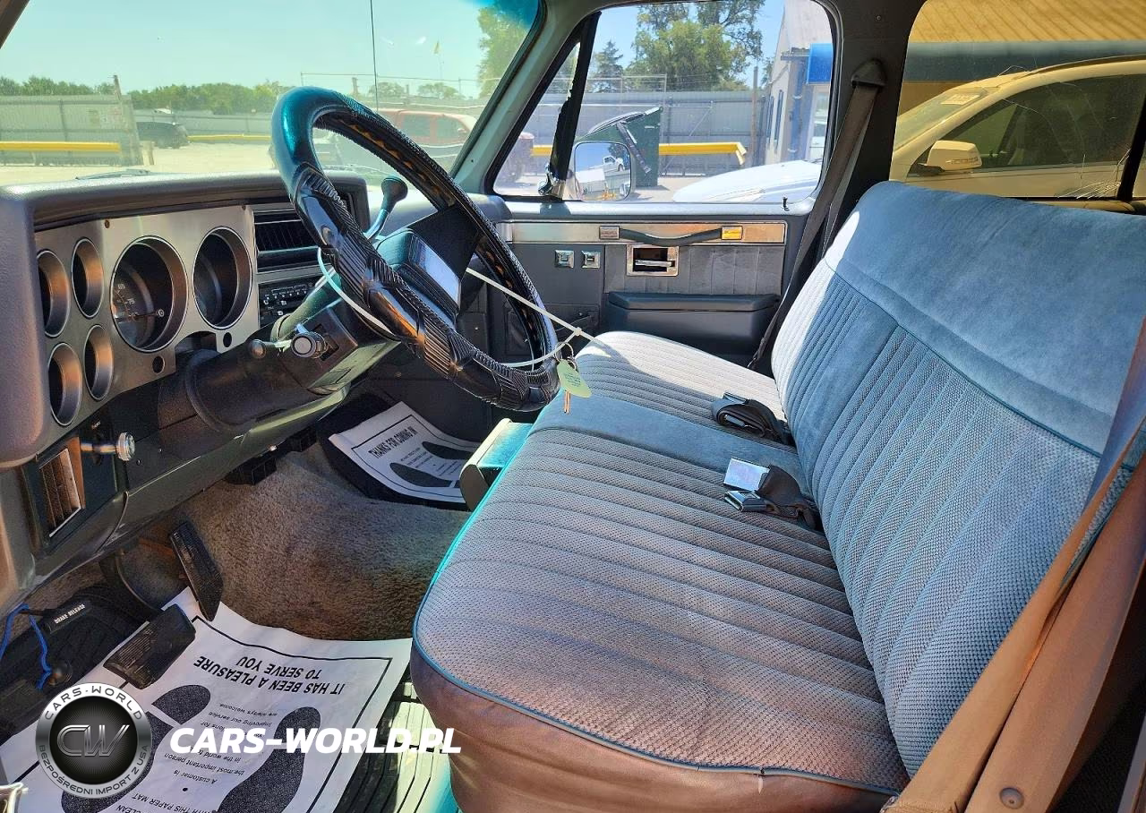 1988 Chevrolet Suburban R1 VIN:1GNER16K9JF120346 - 7