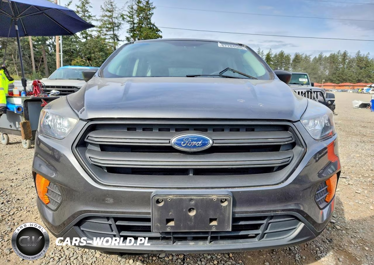 2018 Ford Escape S VIN:1FMCU0F73JUC40333 - 5
