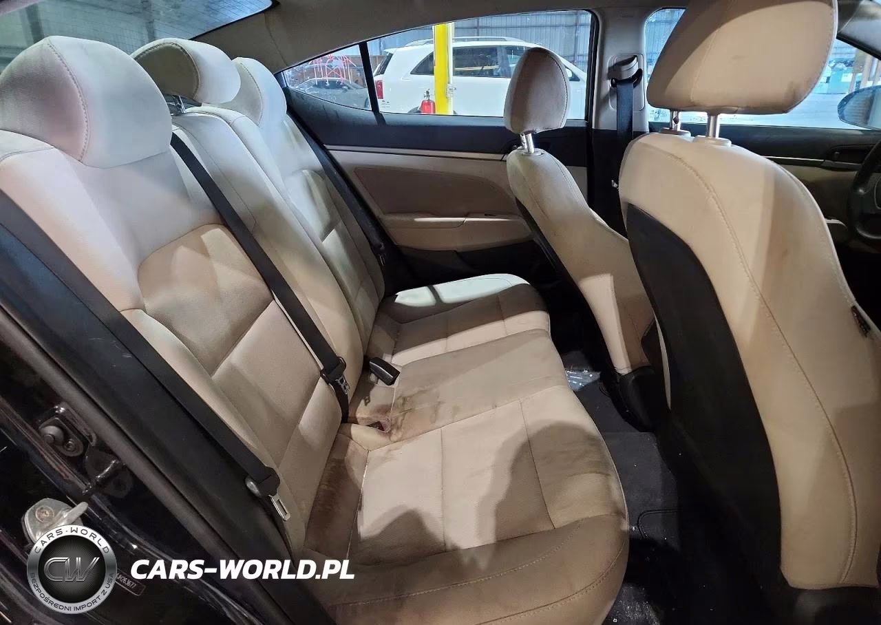 2018 Hyundai Elantra Sel VIN:5NPD84LF4JH263677 - 10