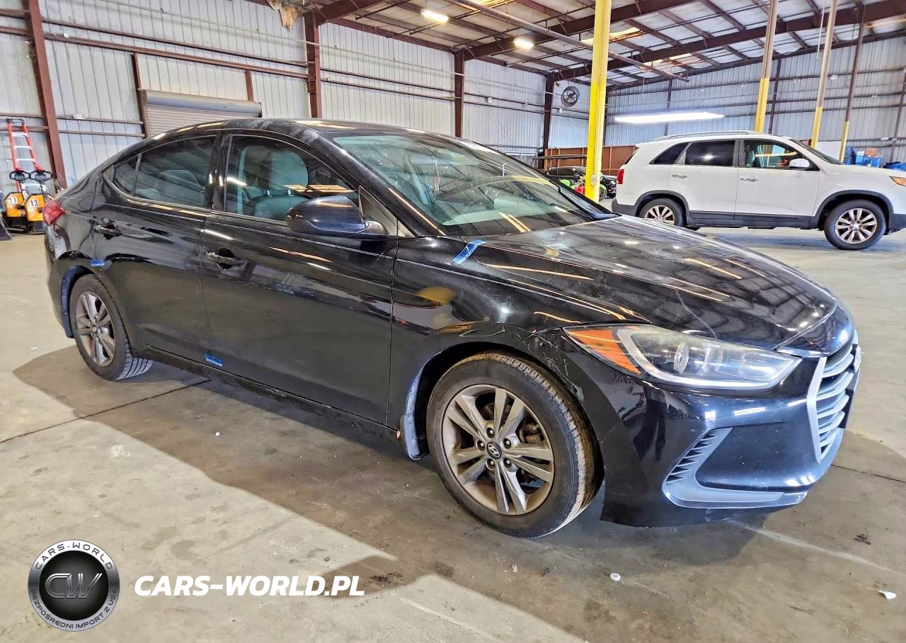 2018 Hyundai Elantra Sel VIN:5NPD84LF4JH263677 - 4