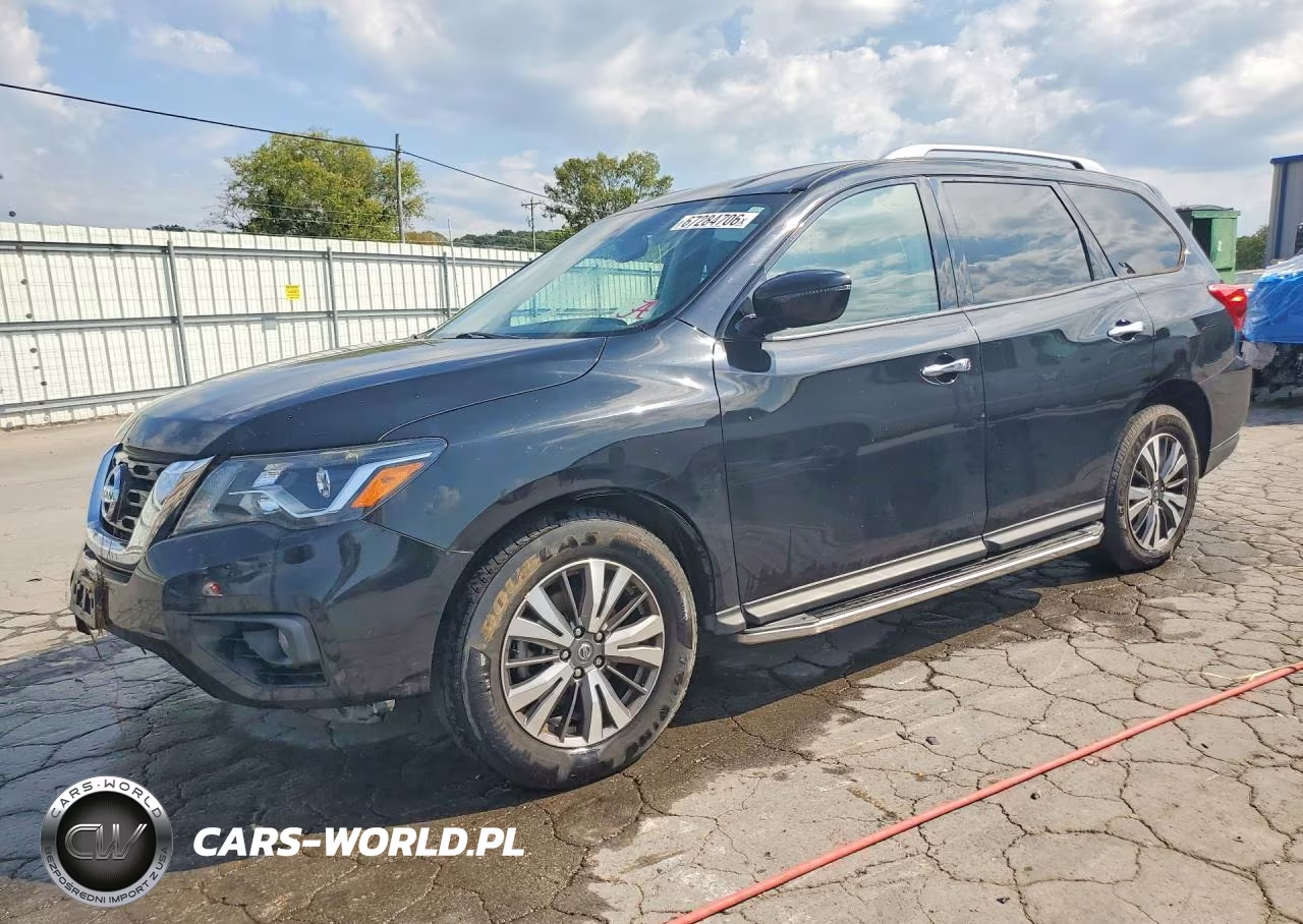 2020 Nissan Pathfinder Sv