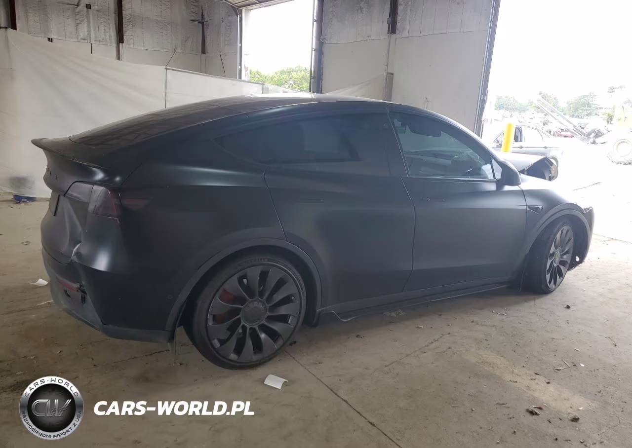 2022 Tesla Model Y VIN:7SAYGDEF2NF537662 - 3