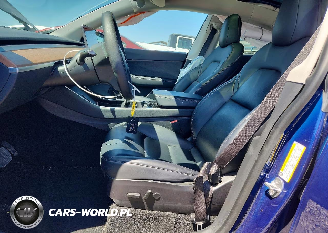 2020 Tesla Model Y VIN:5YJYGDEE6LF054080 - 7