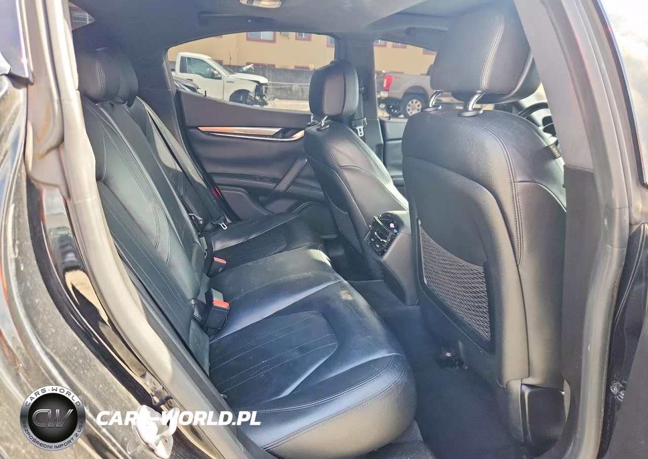 2017 Maserati Ghibli S VIN:ZAM57RSA1H1242731 - 10