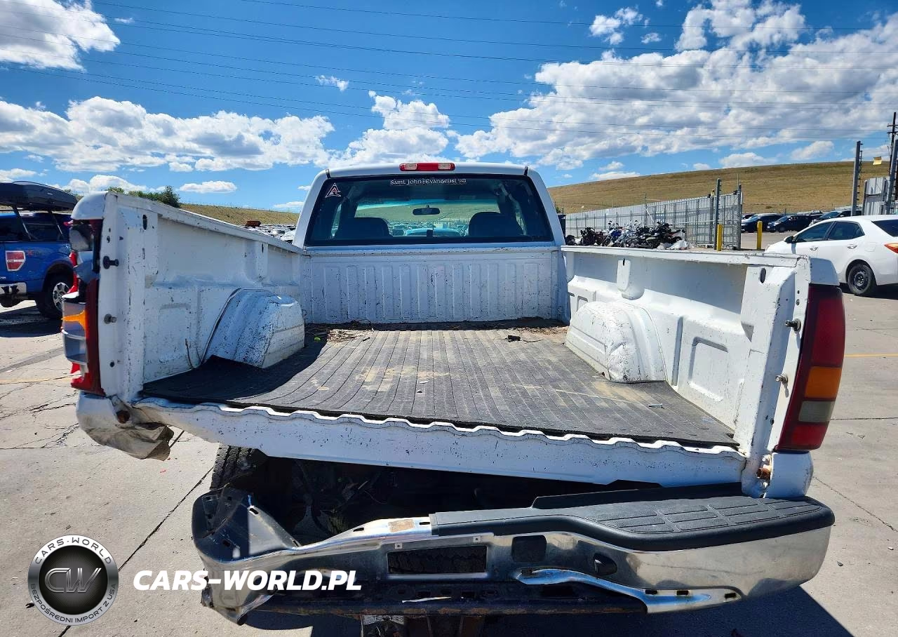 2002 GMC Sierra K2500 Heavy Duty VIN:1GTHK29G72E210061 - 6