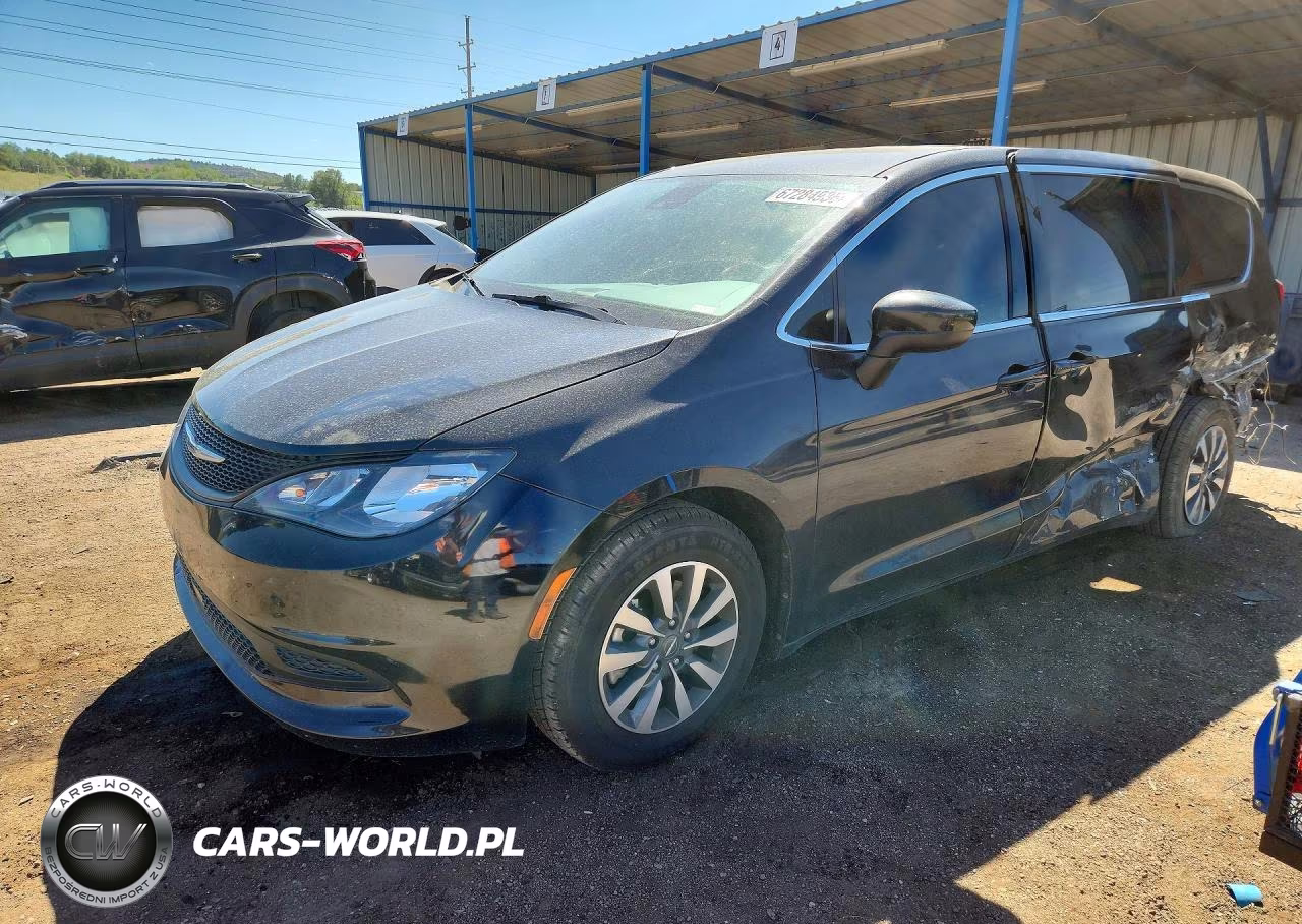2022 Chrysler Voyager Lx VIN:2C4RC1CGXNR118681 - 1