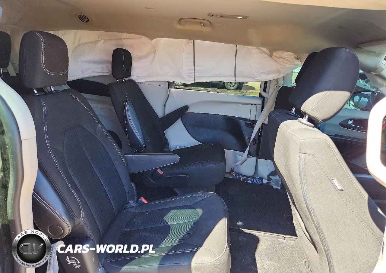 2022 Chrysler Voyager Lx VIN:2C4RC1CGXNR118681 - 10