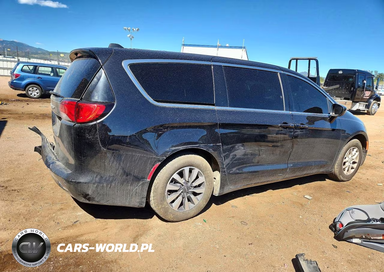 2022 Chrysler Voyager Lx VIN:2C4RC1CGXNR118681 - 3