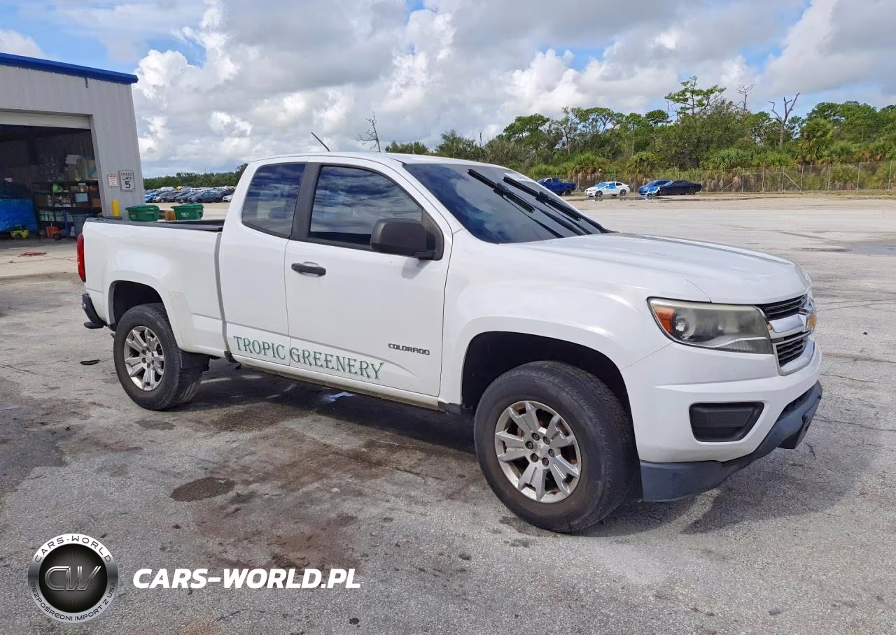 2017 Chevrolet Colorado VIN:1GCHSBEA1H1163577 - 4
