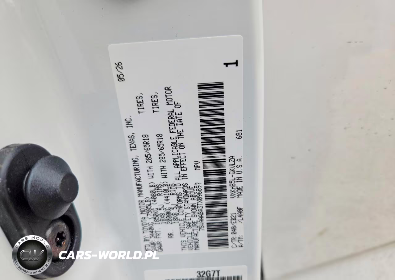 2026 Toyota Sequoia Trd Pro VIN:7SVAAABA3TX096897 - 13