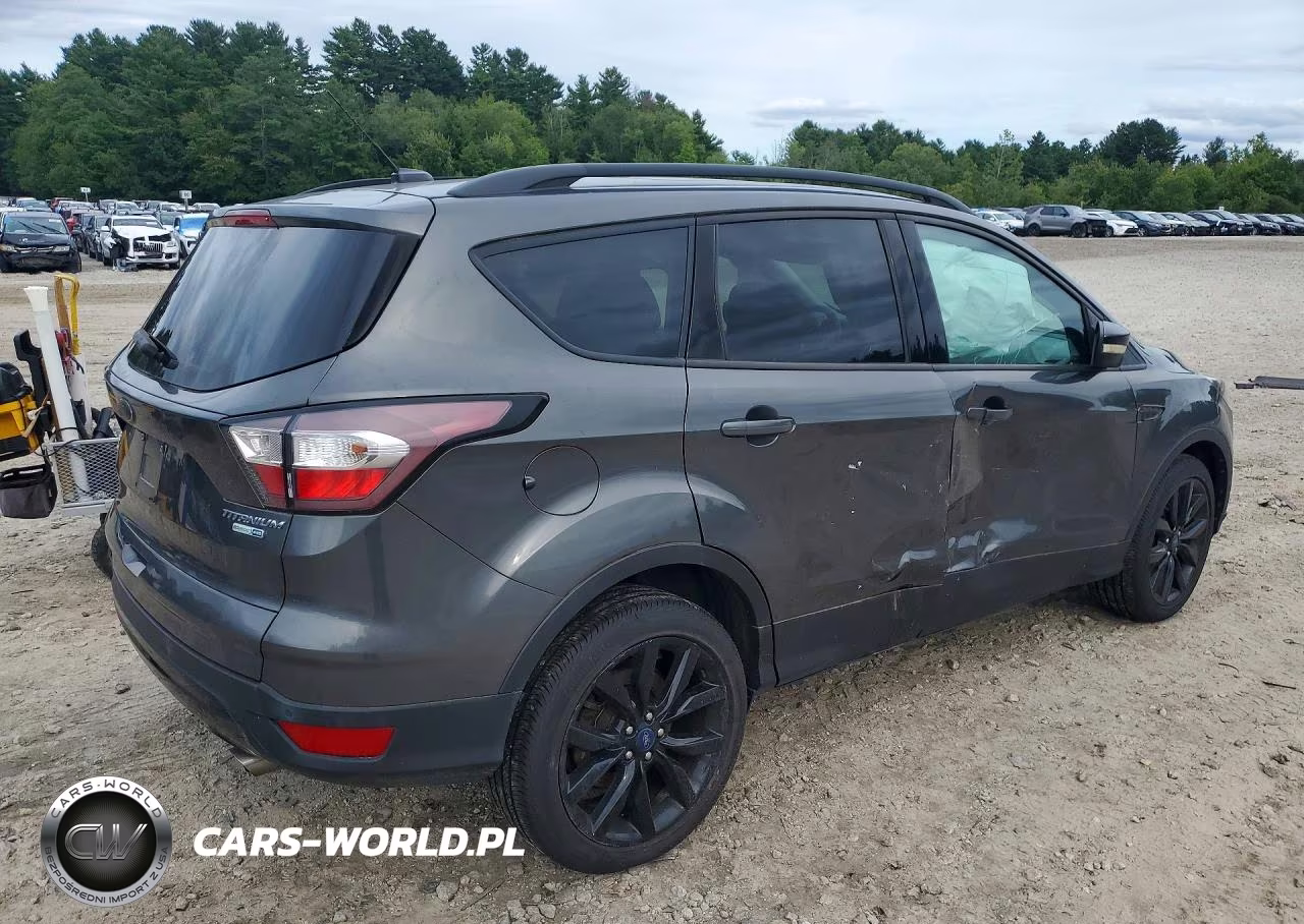 2017 Ford Escape Titanium VIN:1FMCU9J91HUC57994 - 3