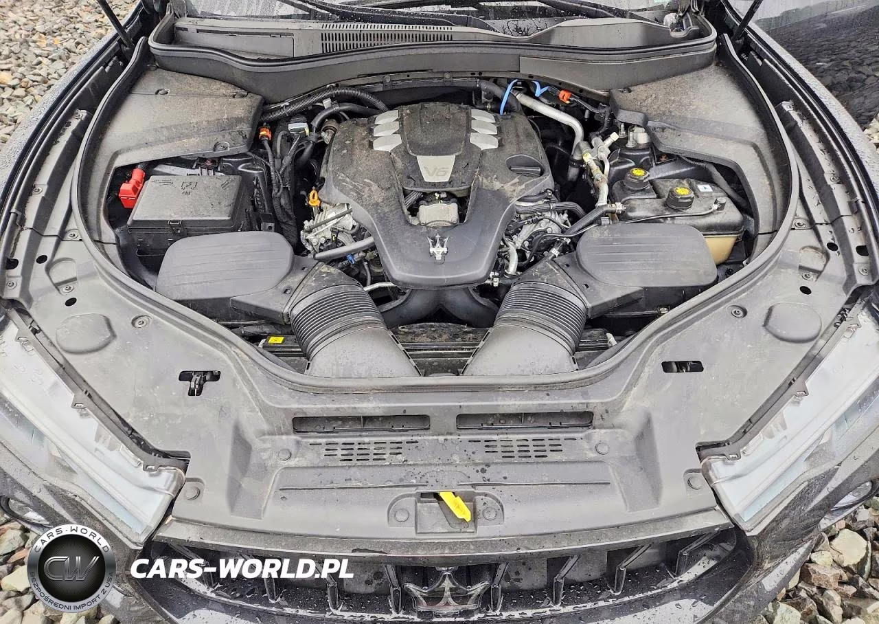 2022 Maserati Levante Base VIN:ZN661XUA5NX400572 - 11
