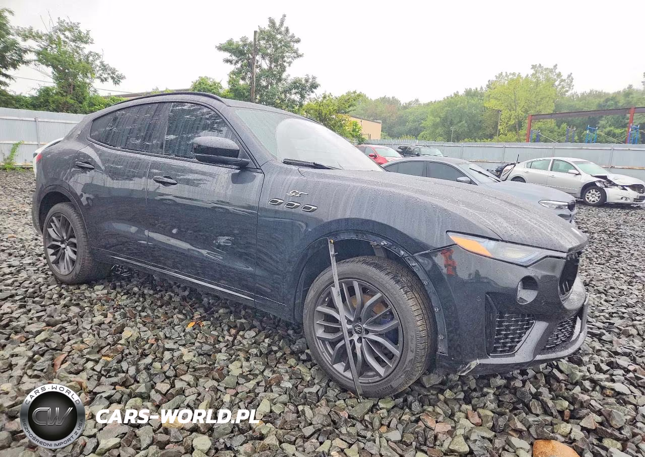 2022 Maserati Levante Base VIN:ZN661XUA5NX400572 - 4