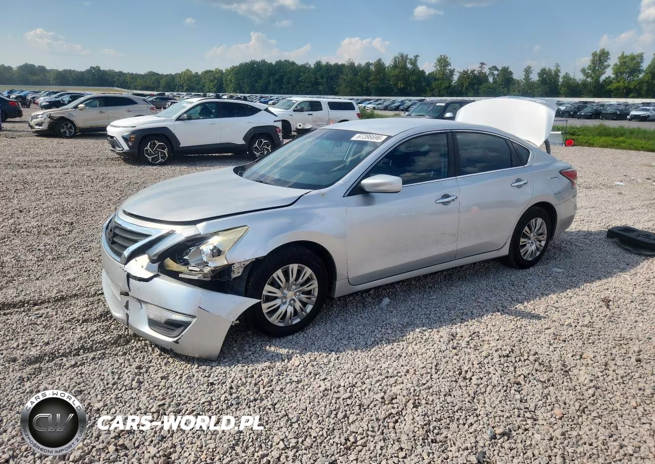 2015 Nissan Altima 2.5 S – zdjęcie 1 z 12