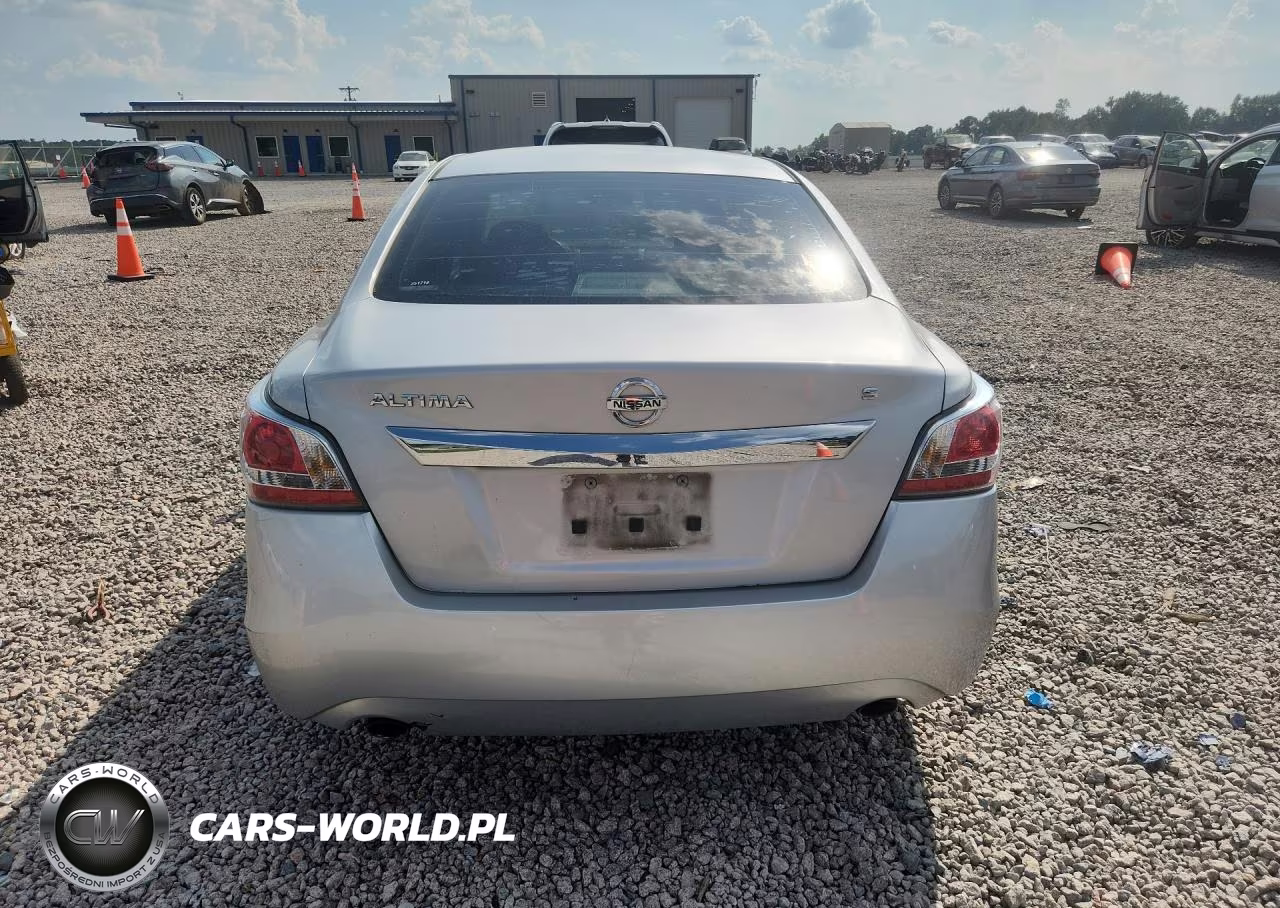 2015 Nissan Altima 2.5 S VIN:1N4AL3AP0FN384548 - 6