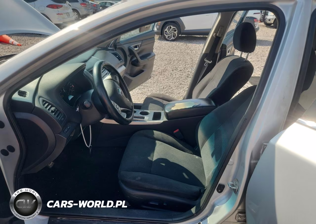2015 Nissan Altima 2.5 S VIN:1N4AL3AP0FN384548 - 7