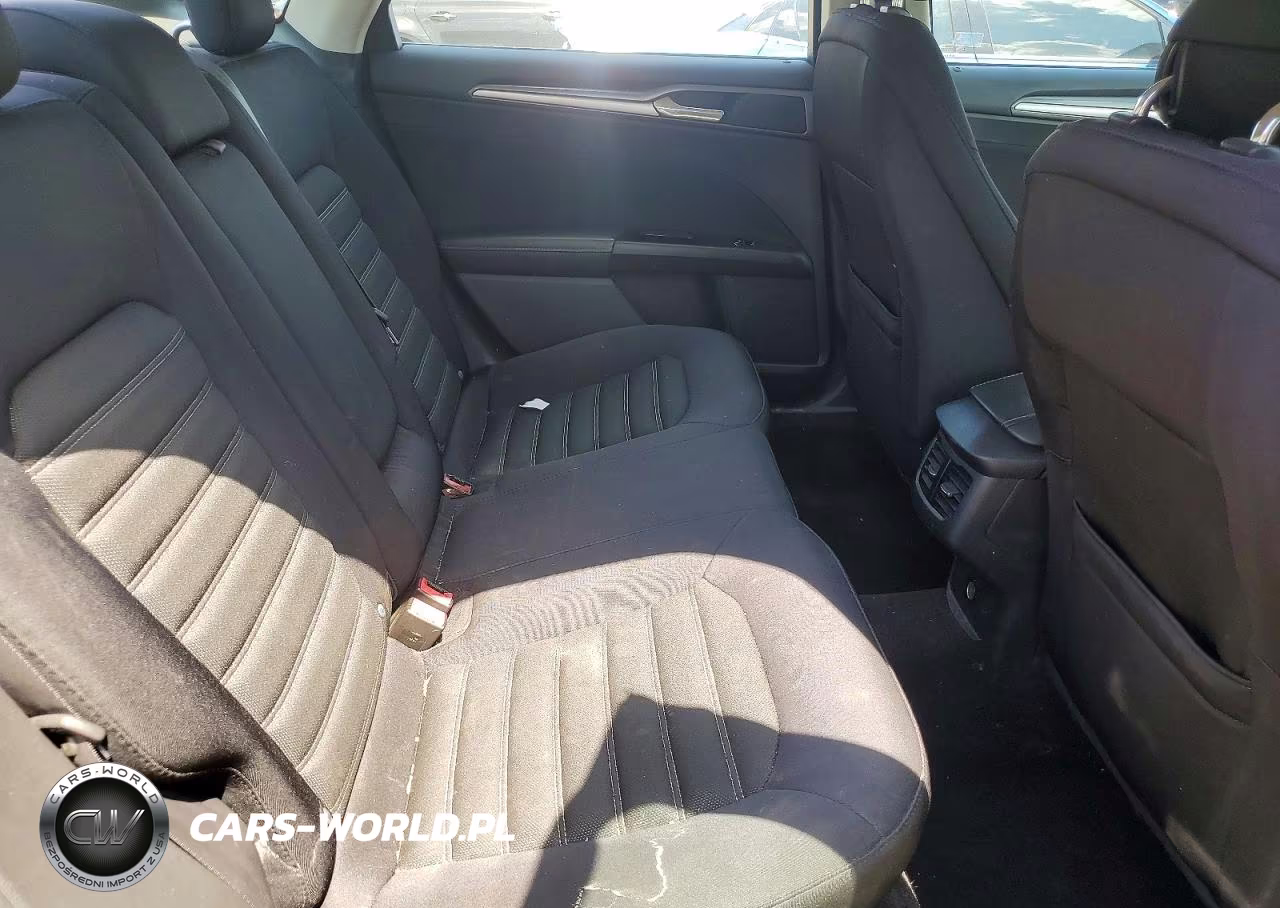 2015 Ford Fusion Se VIN:1FA6P0H73F5101512 - 10