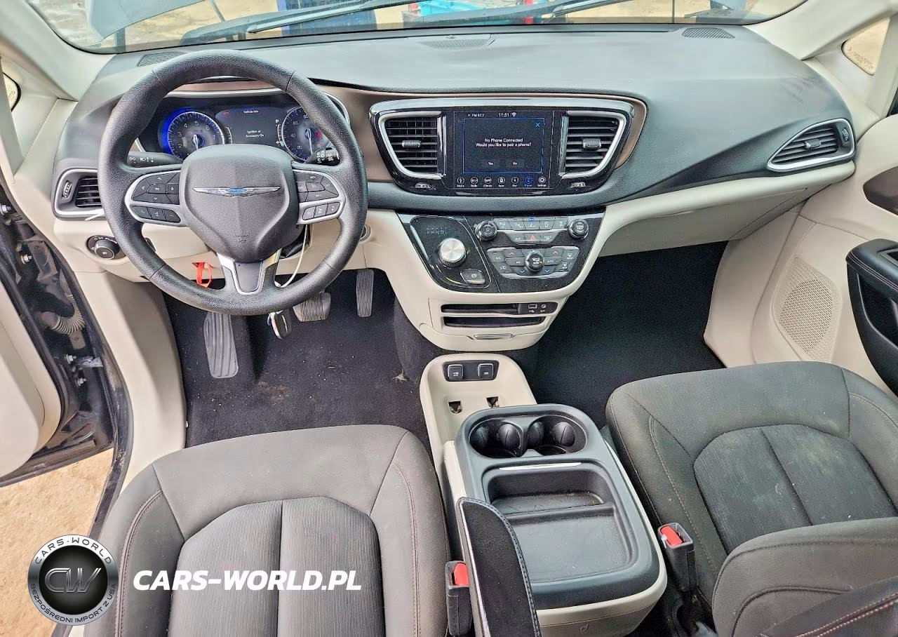 2019 Chrysler Pacifica Touring Plus VIN:2C4RC1FG0KR559534 - 8