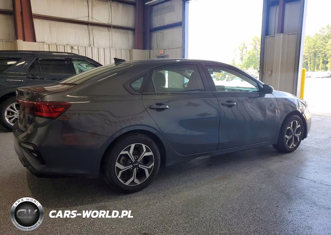 2020 Kia Forte Lxs VIN:3KPF24AD3LE185430 - 3