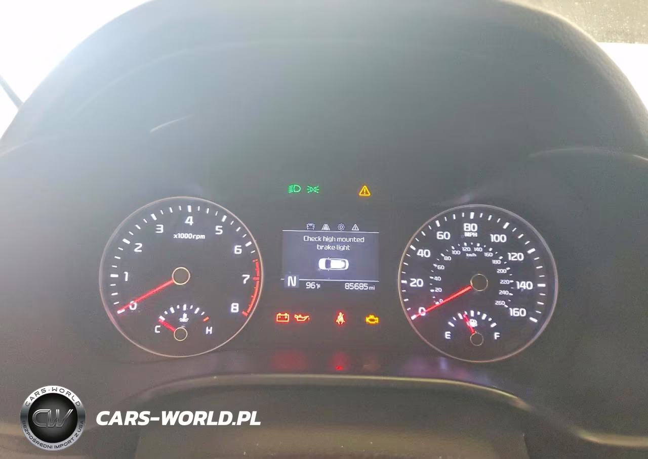 2020 Kia Forte Lxs VIN:3KPF24AD3LE185430 - 9