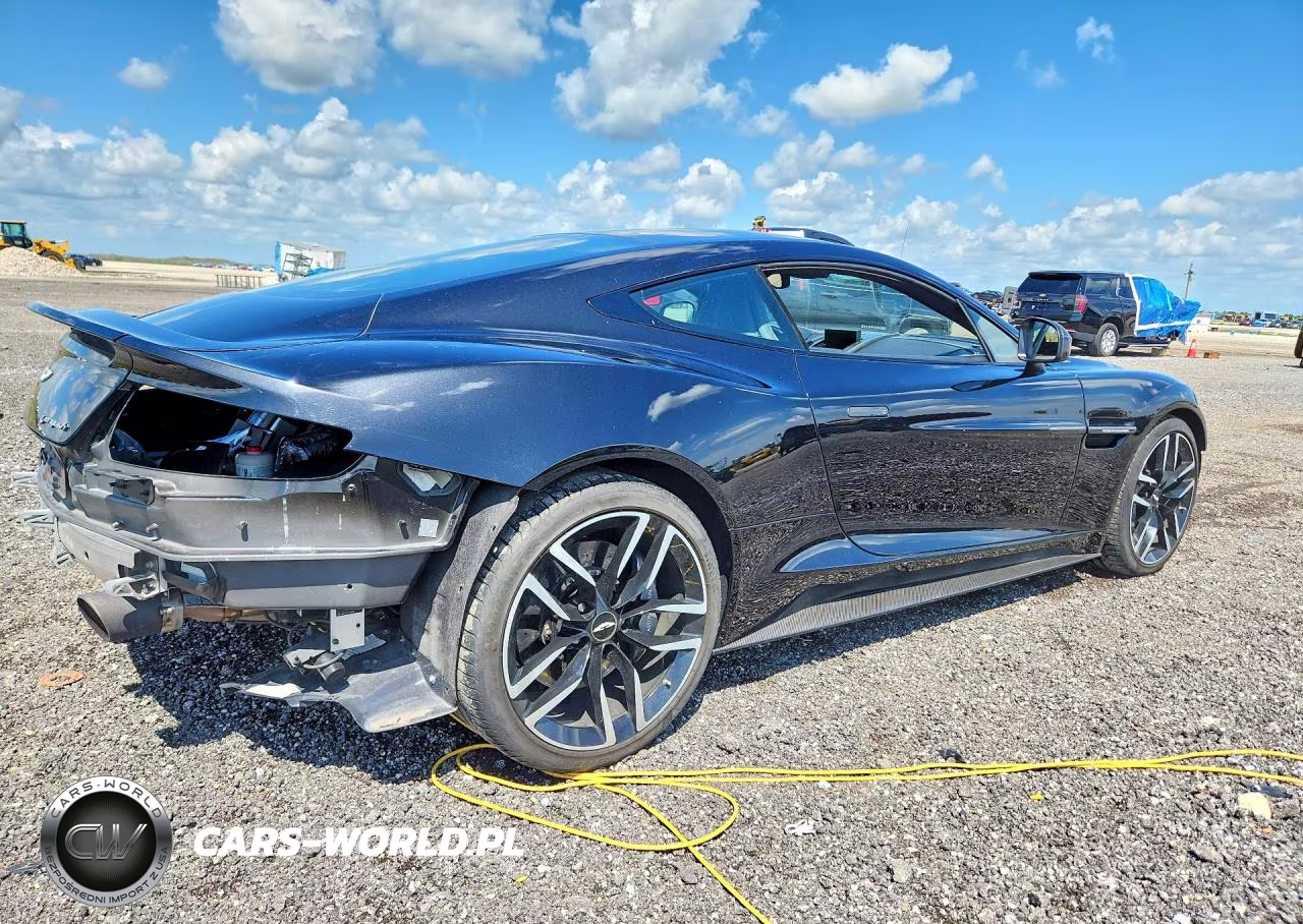 2015 Aston Martin Vanquish VIN:SCFLMCFU3FGJ02133 - 3