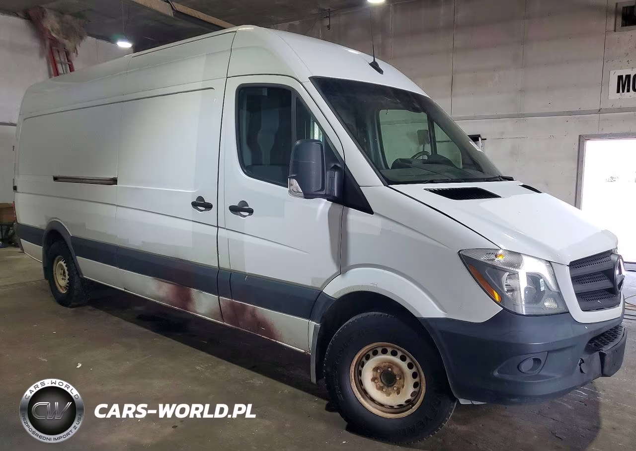 2018 Mercedes-Benz Sprinter 2500 VIN:WD3PE8CD1JP598356 - 4