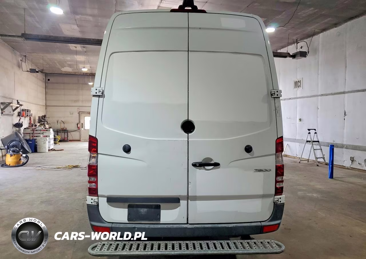2018 Mercedes-Benz Sprinter 2500 VIN:WD3PE8CD1JP598356 - 6