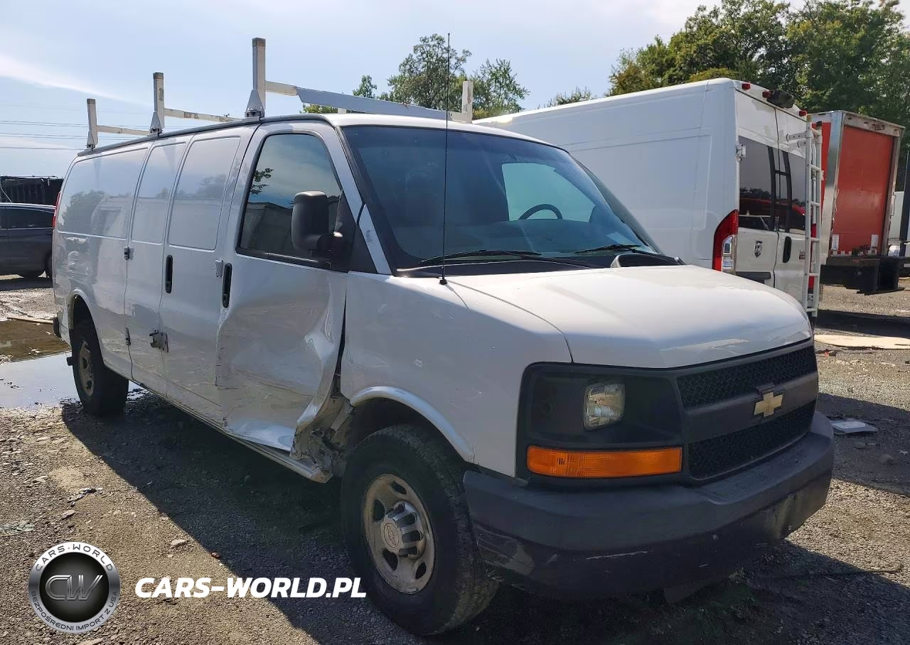 2015 Chevrolet Express G3500 VIN:1GCZGUCG3F1184145 - 4