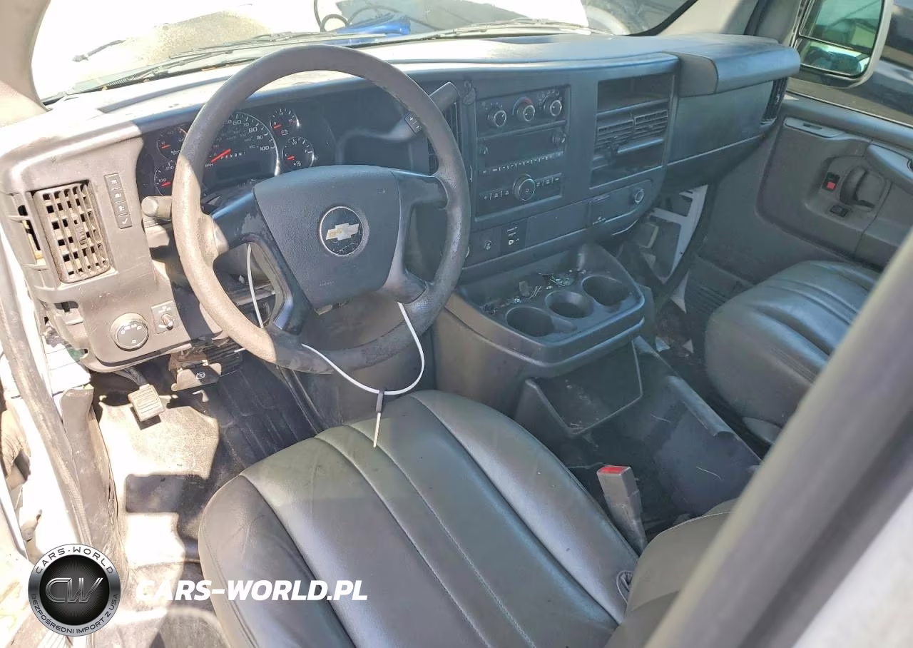 2015 Chevrolet Express G3500 VIN:1GCZGUCG3F1184145 - 8