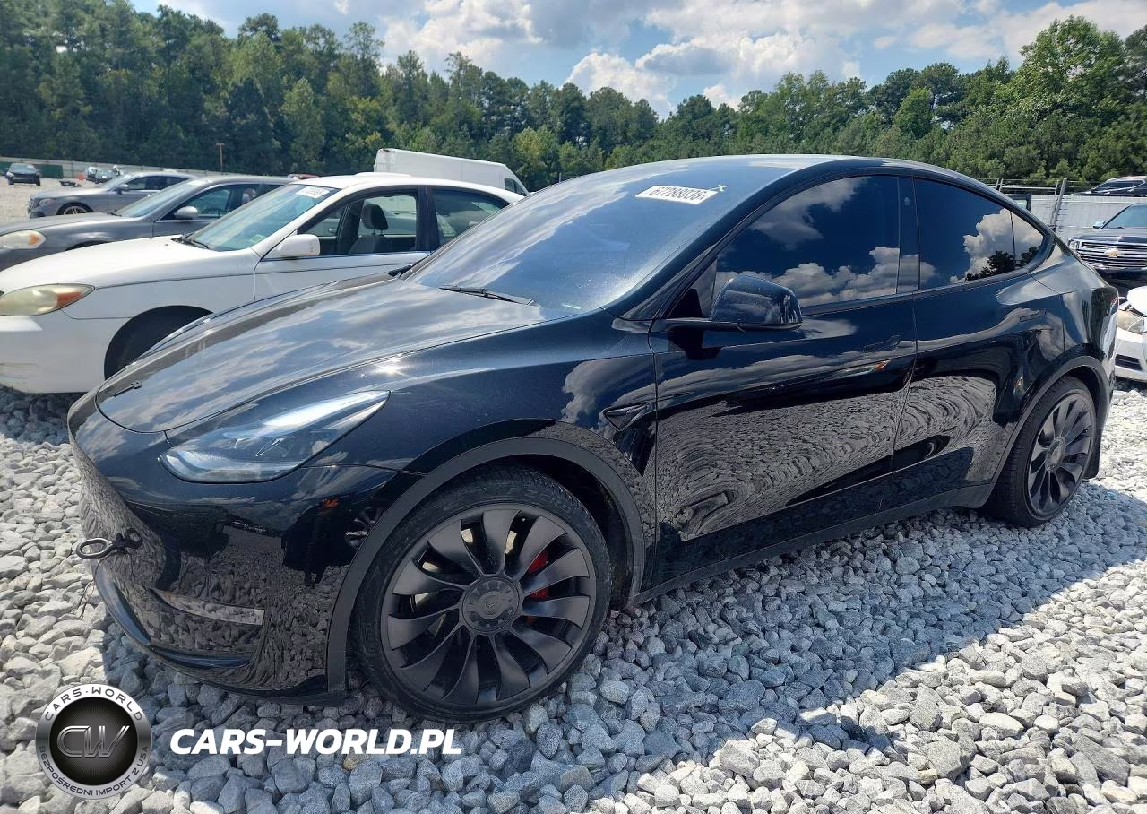 2021 Tesla Model Y – zdjęcie 1 z 13