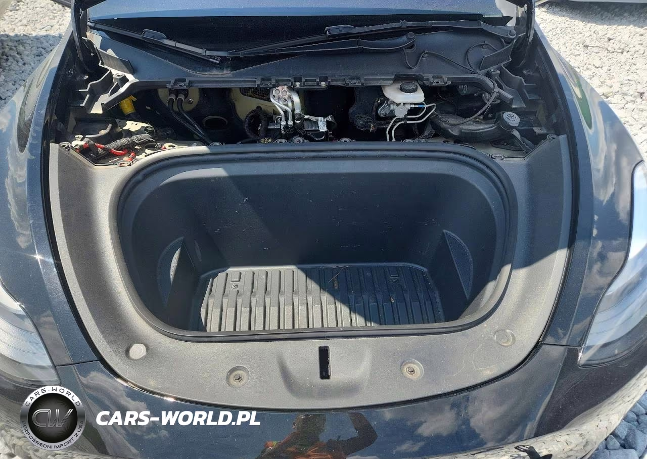 2021 Tesla Model Y VIN:5YJYGDEF4MF133547 - 12