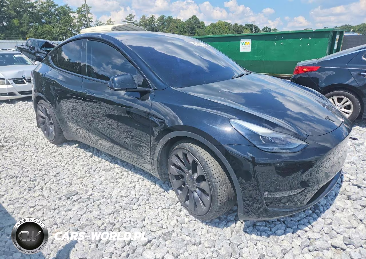 2021 Tesla Model Y VIN:5YJYGDEF4MF133547 - 4