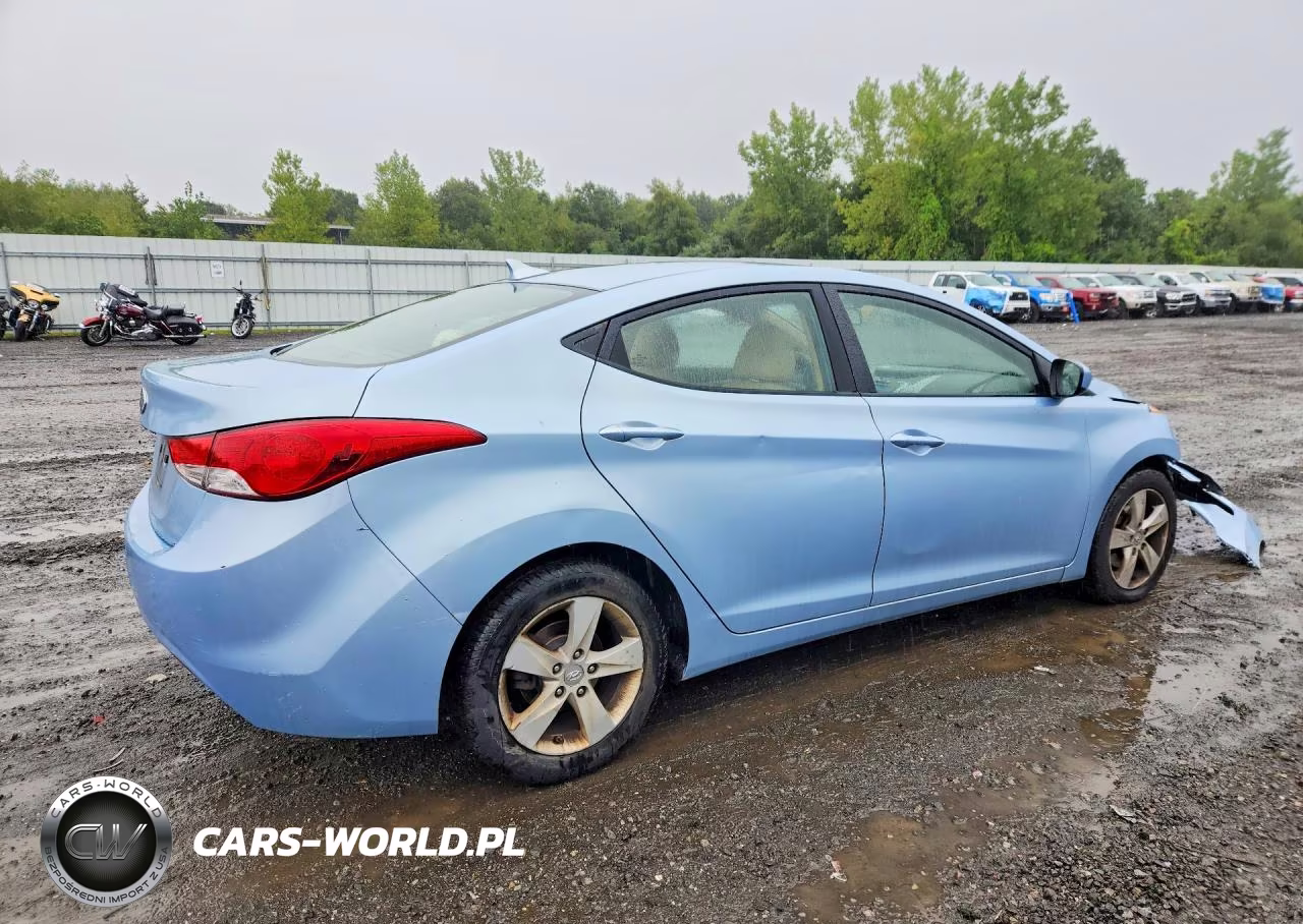 2011 Hyundai Elantra Gls VIN:KMHDH4AE5BU105393 - 3