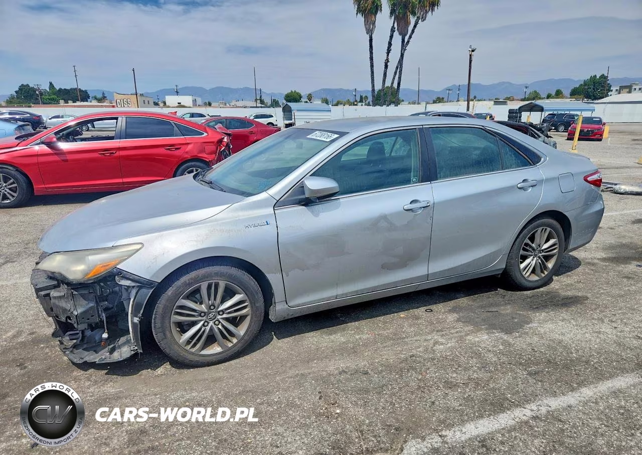 2017 Toyota Camry Hybrid Se