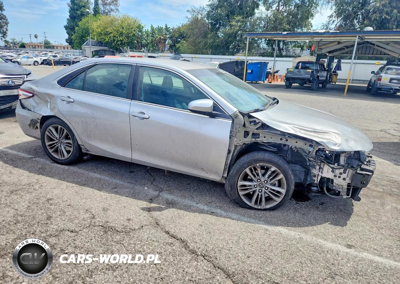2017 Toyota Camry Hybrid Se VIN:4T1BD1FK5HU212260 - 4