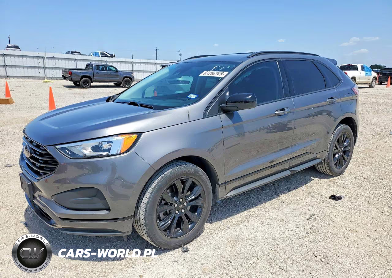 2022 Ford Edge Se