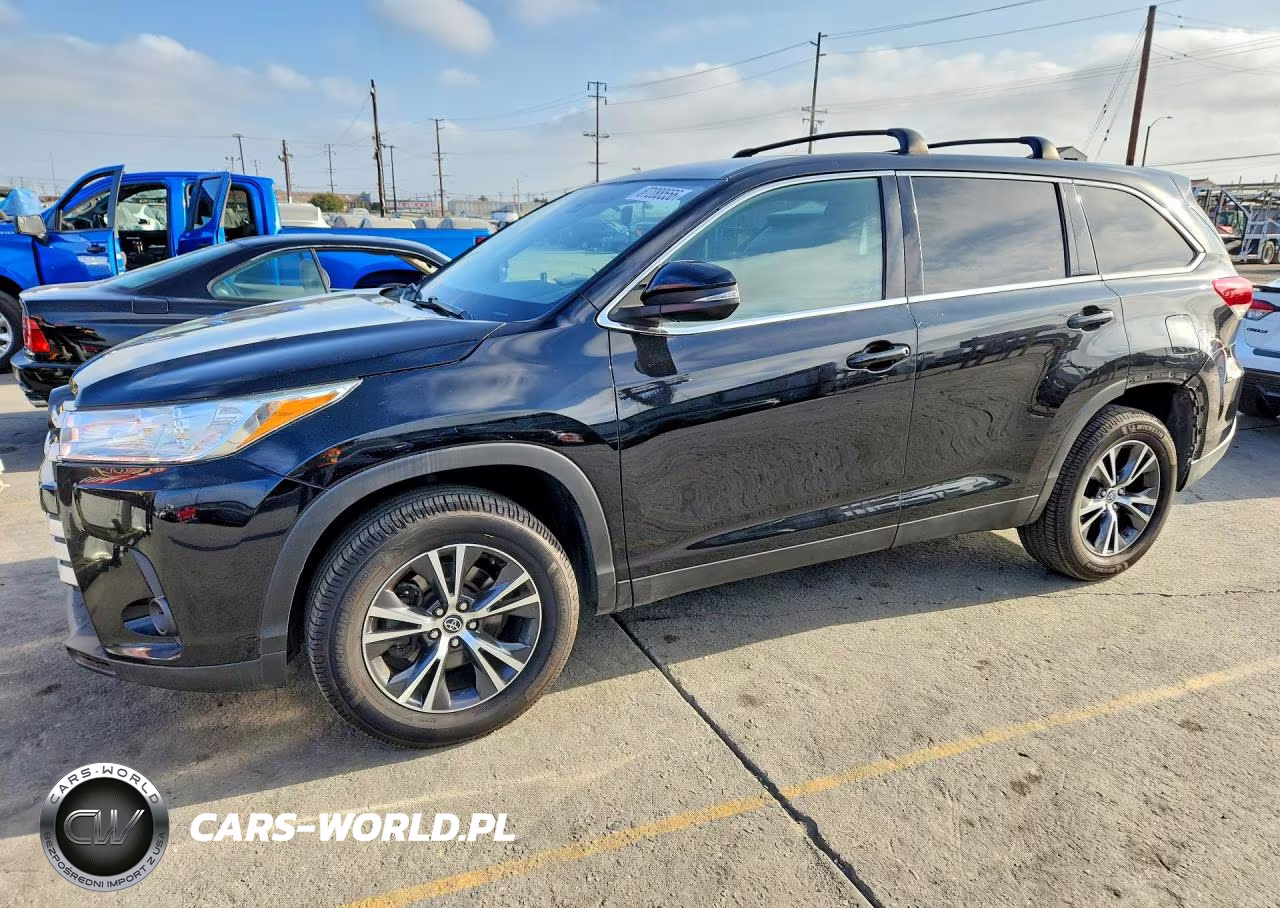 2019 Toyota Highlander Le