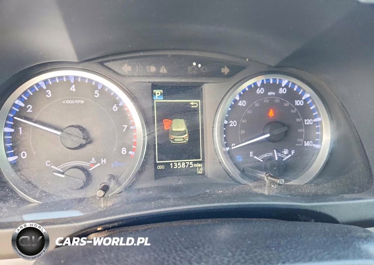 2019 Toyota Highlander Le VIN:5TDZARFH8KS054278 - 9
