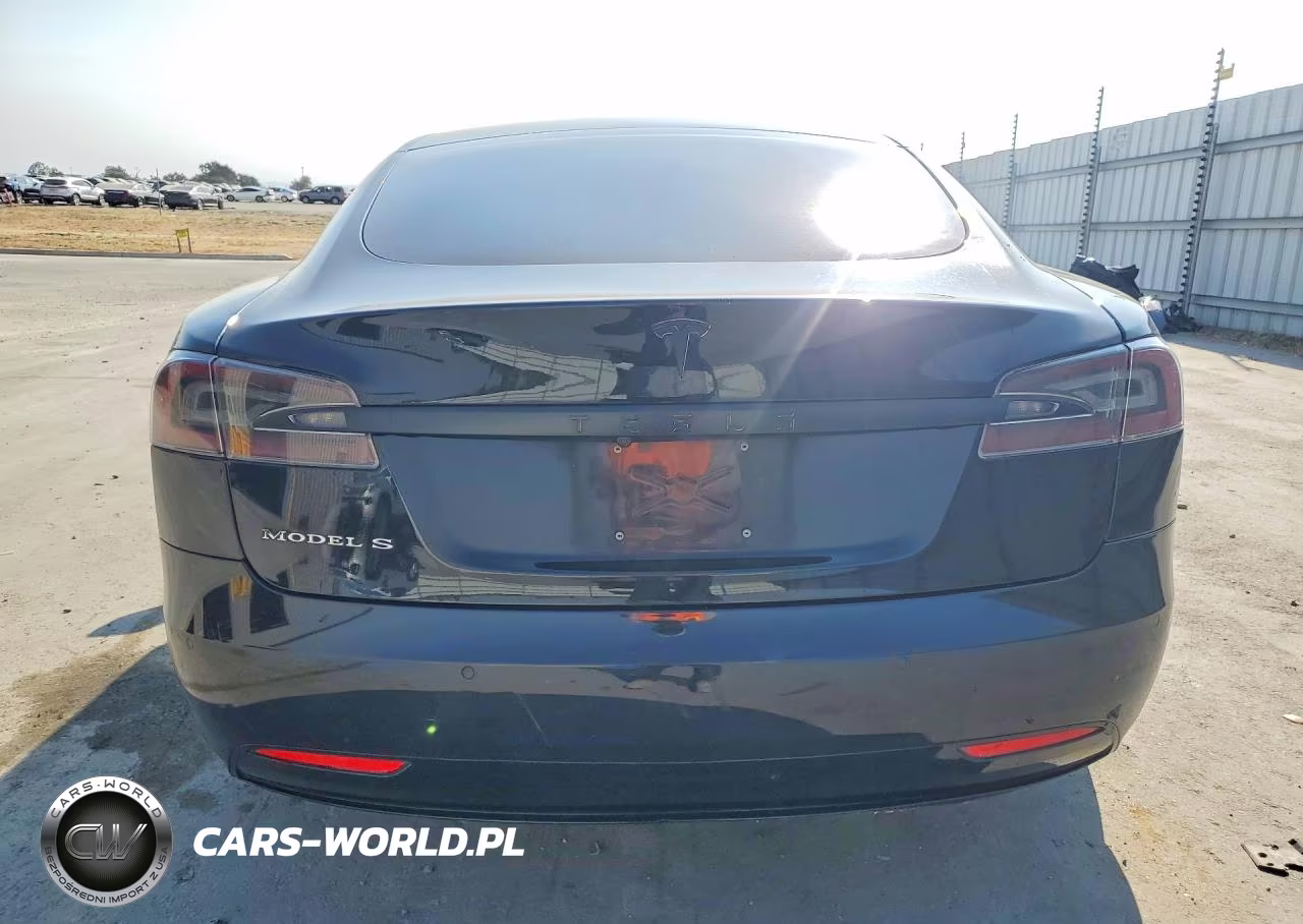 2016 Tesla Model S VIN:5YJSA1E14GF174940 - 6