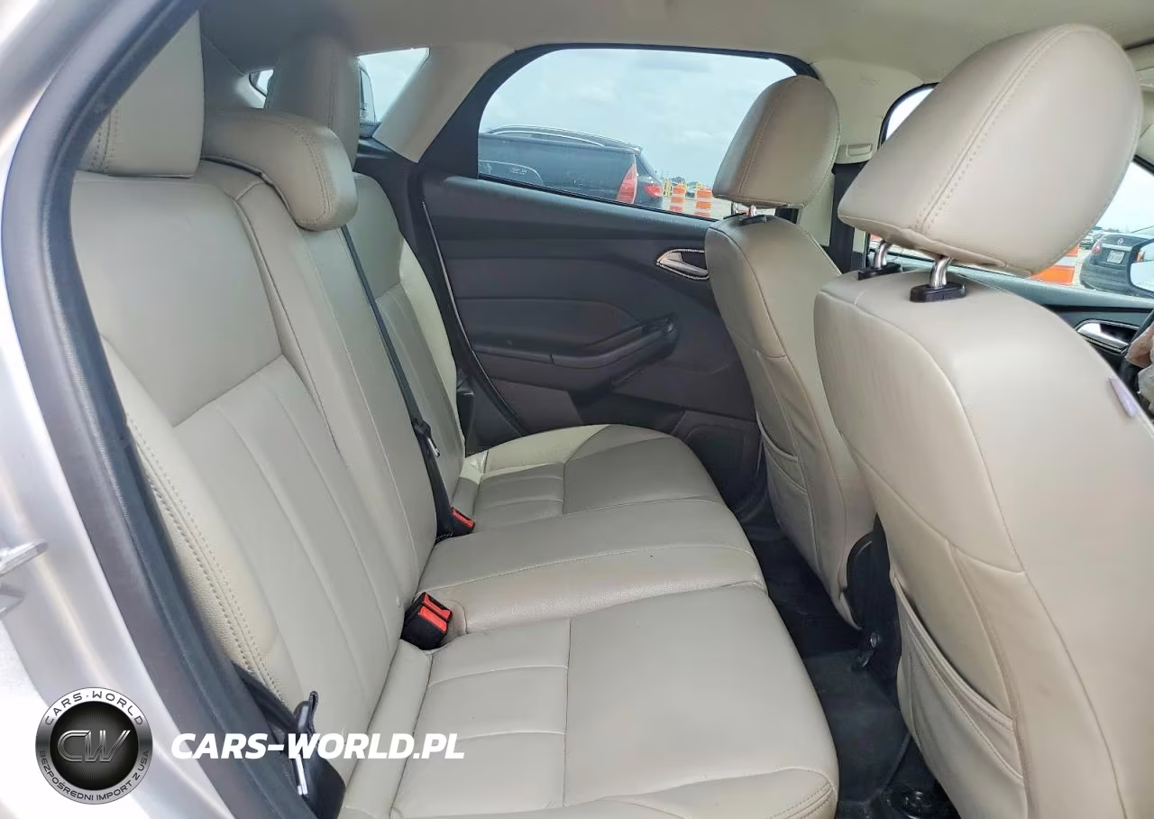 2014 Ford Focus Se VIN:1FADP3K2XEL229150 - 10