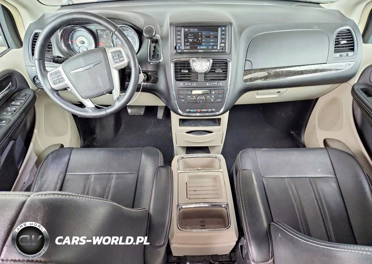 2016 Chrysler Town & Country Touring VIN:2C4RC1BGXGR206179 - 8