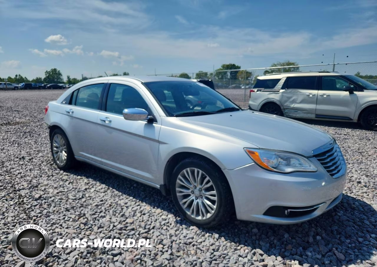 2012 Chrysler 200 Limited VIN:1C3CCBCB0CN306723 - 4